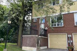 Townhouse for Sale, 86 Farm Green Way, Toronto, ON