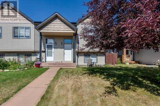 Freehold Townhouse for Sale, 5530 Prairie Ridge Avenue, Blackfalds, AB