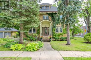 Detached House for Sale, 2 Ardmay Crescent, Guelph, ON