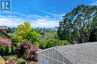 House for Sale, 2820 The Rise Rise, Victoria, BC