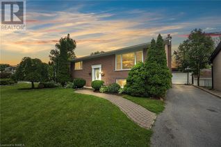 Detached House for Sale, 62 Norman Rogers Drive, Kingston, ON