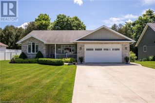 Detached House for Sale, 112 Glenwood Place, Markdale, ON