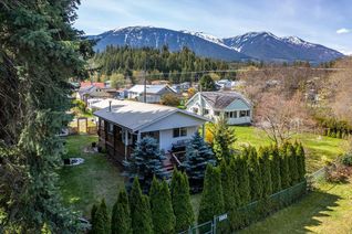 Property for Sale, 235 B Avenue, Kaslo, BC