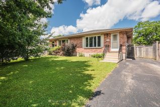 Semi-Detached House for Sale, 5 Bennett Pl, St. Thomas, ON