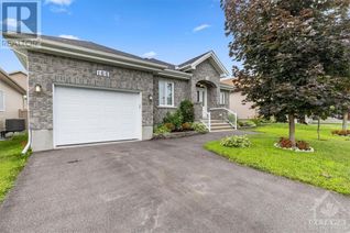 Bungalow for Sale, 166 Charron Street, Rockland, ON
