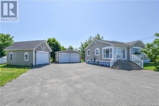 Bungalow for Sale, 164 1 Ere Street, Shippagan, NB