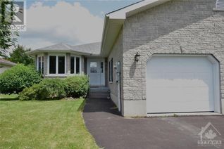 Bungalow for Sale, 5528 Meadowbrook Drive, Iroquois, ON