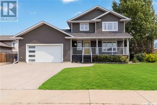 Detached House for Sale, 209 Diefenbaker Avenue, Hague, SK