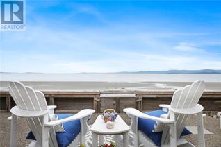 Cottage for Sale, 2935 Island Hwy W, Qualicum Beach, BC