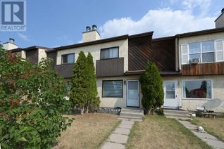 Townhouse for Sale, 5708 71 Street, Red Deer, AB