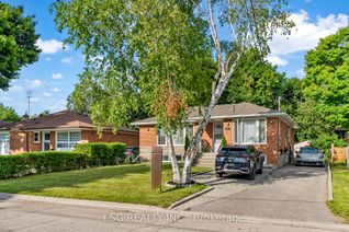 Bungalow for Sale, 23 Sussex Ave, Richmond Hill, ON