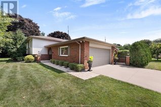 Raised Ranch-Style House for Sale, 10 Kenneth Drive, Leamington, ON