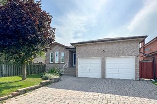 Detached House for Sale, 276 Thornton Rd N, Oshawa, ON