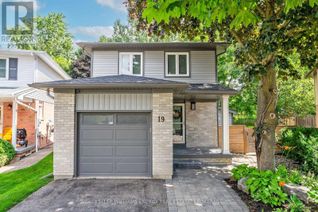 Property for Sale, 19 Spring Street, Whitchurch-Stouffville, ON