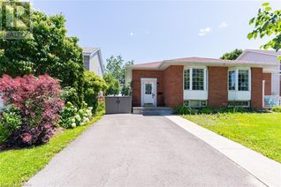 Semi-Detached House for Sale, 498 Evangeline Avenue, Kingston, ON