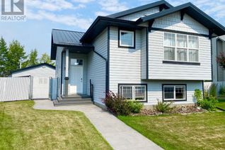 House for Sale, 6016 43 Avenueclose, Rocky Mountain House, AB