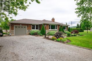House for Sale, 2 Cline Road, Grimsby, ON