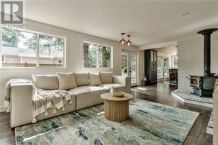 House for Sale, 2965 Leon Rd, Qualicum Beach, BC