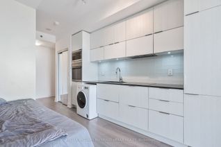 Bachelor/Studio Apartment for Rent, 318 Richmond St W #3509, Toronto, ON