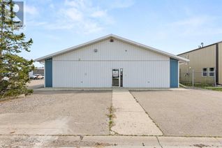Property for Sale, 7 Coop Road, Didsbury, AB