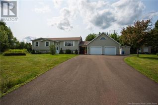 Detached House for Sale, 11 Clara Drive, Killarney Road, NB