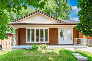 Bungalow for Sale, 7 Muir Ave, Hamilton, ON