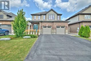 House for Sale, 5 Abbott Place, Fonthill, ON