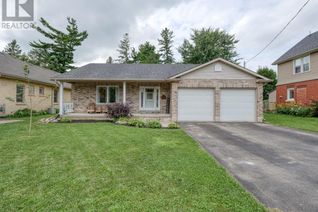 Bungalow for Sale, 33 Holcroft Street E, Ingersoll, ON