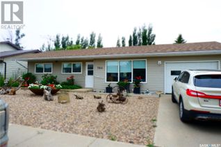 House for Sale, 704 Leeville Drive, Assiniboia, SK
