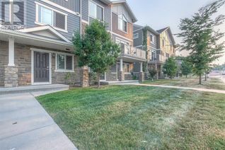 Townhouse for Sale, 1559 Symons Valley Parkway Nw, Calgary, AB