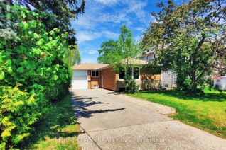 Bungalow for Sale, 204 Pemberton Avenue, Toronto C14, ON