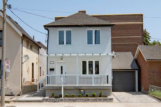 Detached House for Sale, Toronto, ON