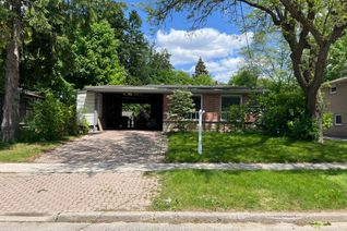 Backsplit for Sale, 34 Shippigan Cres, Toronto, ON