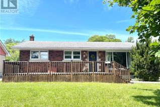 Bungalow for Sale, 92 Jacobson Avenue, St. Catharines, ON