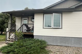 Semi-Detached House for Sale, 10 71 Cameron Way, Yorkton, SK