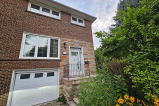 Semi-Detached House for Sale, 166 Pineway Blvd, Toronto, ON