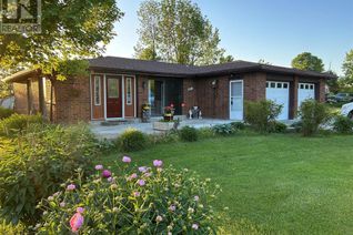 Bungalow for Sale, 209 Cotterie Park, Leamington, ON