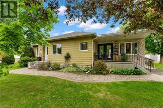 Bungalow for Sale, 127 Grant Boulevard, Renfrew, ON