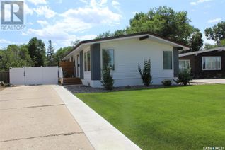 Bungalow for Sale, 134 Birch Drive, Weyburn, SK