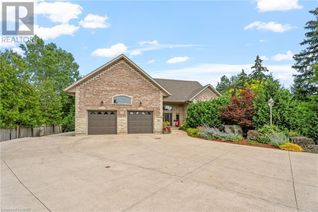 Detached House for Sale, 26 Kingsway Street, Welland, ON