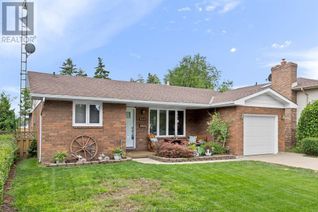 Bungalow for Sale, 245 Murray Street, Kingsville, ON