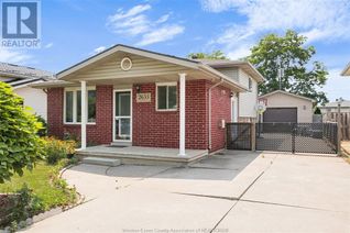 Backsplit for Sale, 2653 Allyson, Windsor, ON