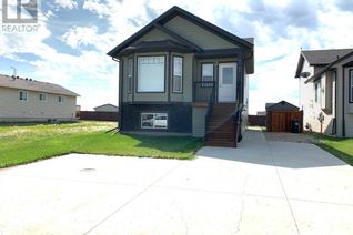 House for Sale, 9709 113 Avenue, Clairmont, AB