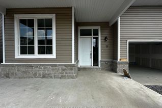 Semi-Detached House for Rent, 19 Turnberry Crt, Bracebridge, ON