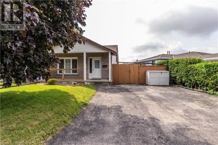 Semi-Detached House for Rent, 99 Nickolas Crescent Unit# B, Cambridge, ON