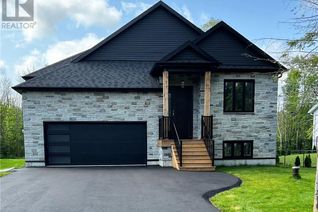 Bungalow for Sale, 527 Mapleview Drive E, Innisfil, ON