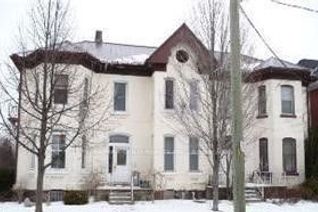 Freehold Townhouse for Sale, 42 Wellington St N, Woodstock, ON