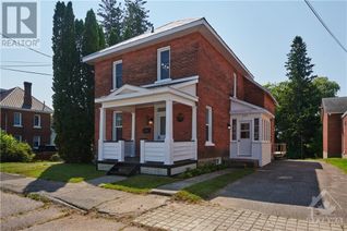 Detached House for Sale, 362 Miller Street, Pembroke, ON