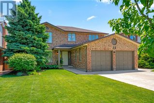 Detached House for Sale, 13 West Farmington Drive, St. Catharines, ON