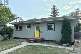 Bungalow for Sale, 449 5th Street, Weyburn, SK